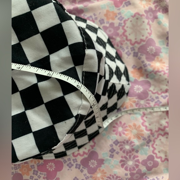 Black & white Checkerboard reversible bucket hat - Picture 6 of 6